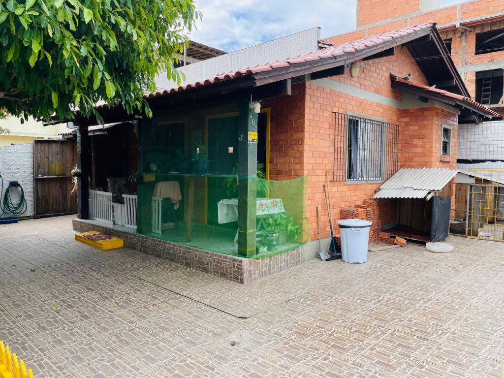 Casa/Sobrado 01 Dormitório
