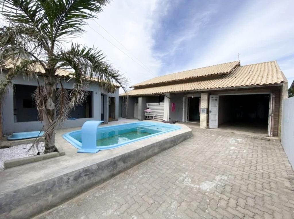 Casa/Sobrado 02 Dormitórios