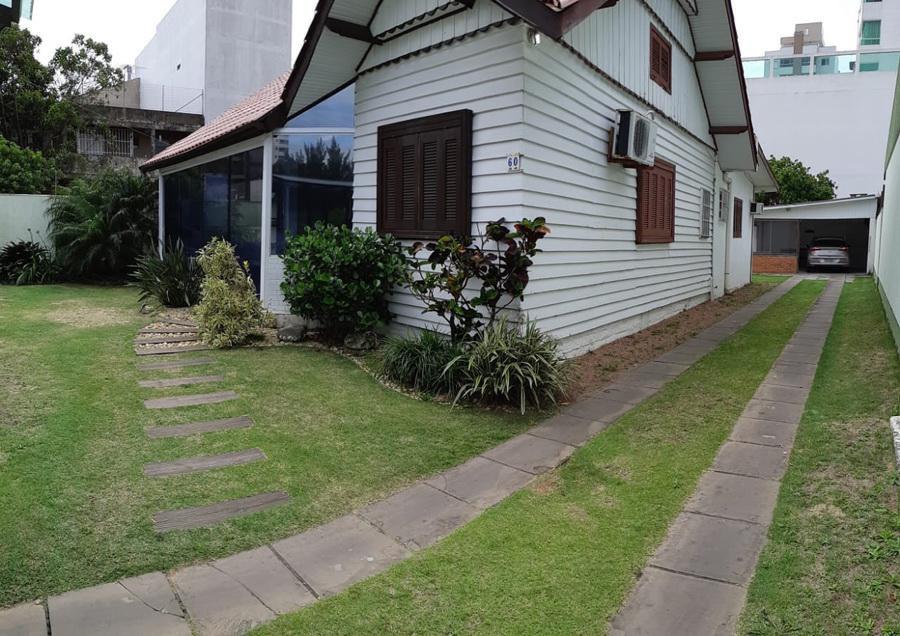 Casa/Sobrado 03 Dormitórios