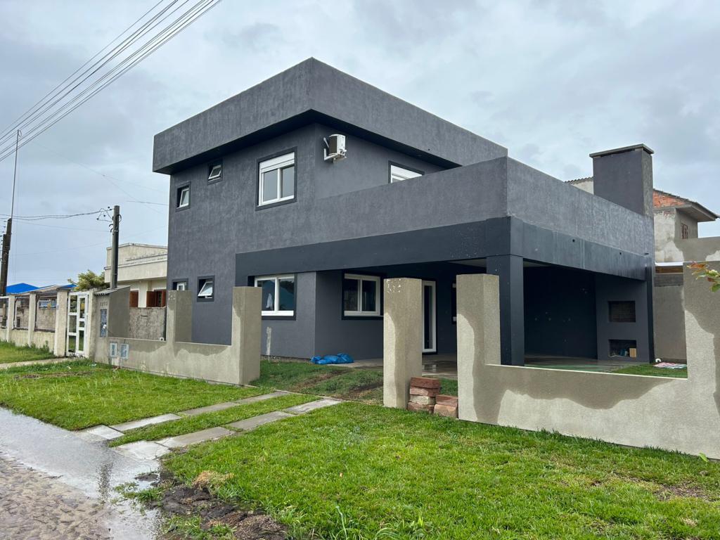 Casa/Sobrado 02 Dormitórios